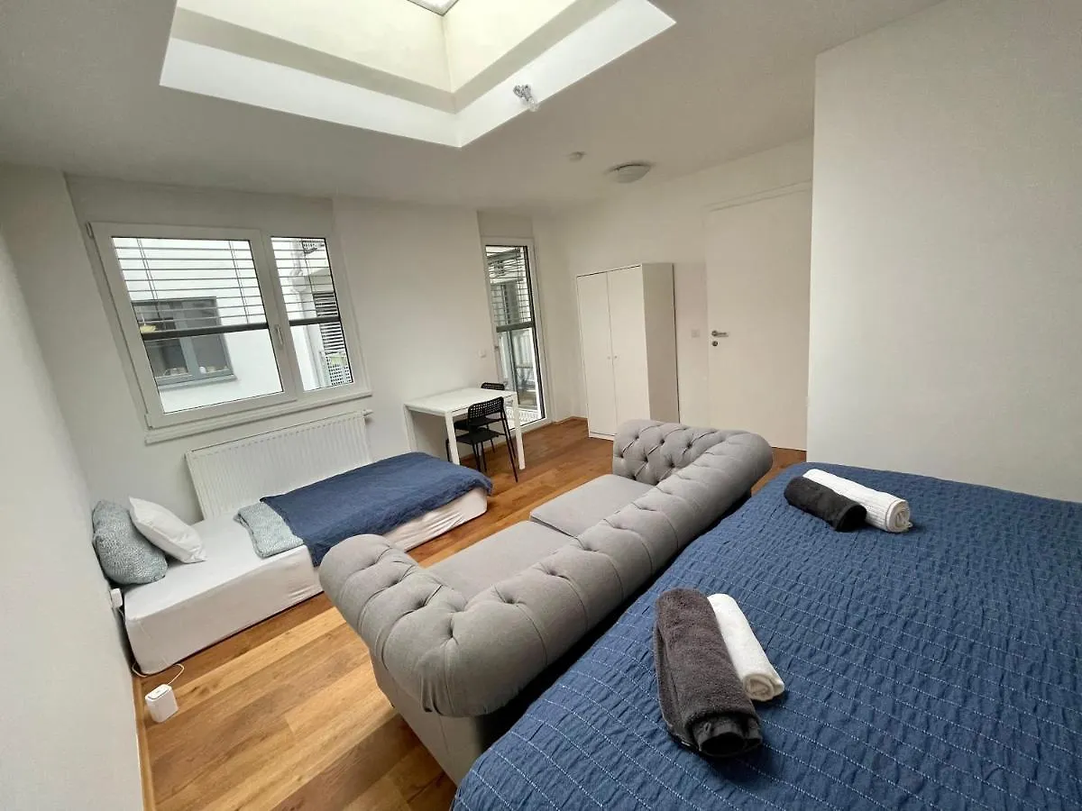 Privat bolig Eca Rooftop Live - Private Rooms & Serviced Apartments Wien Østrig