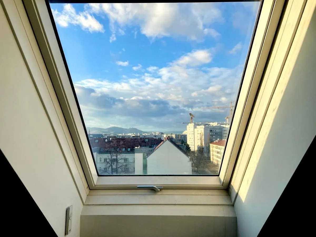 Eca Rooftop Live - Private Rooms & Serviced Apartments Bécs