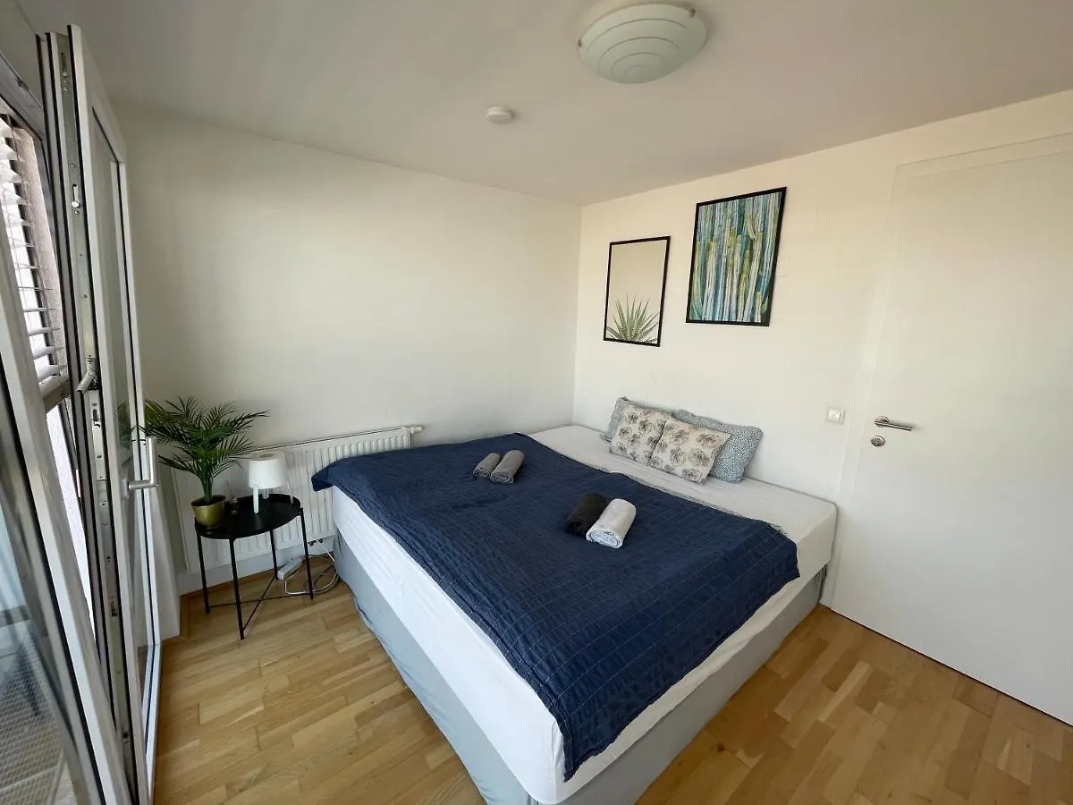 Eca Rooftop Live - Private Rooms & Serviced Apartments Wien