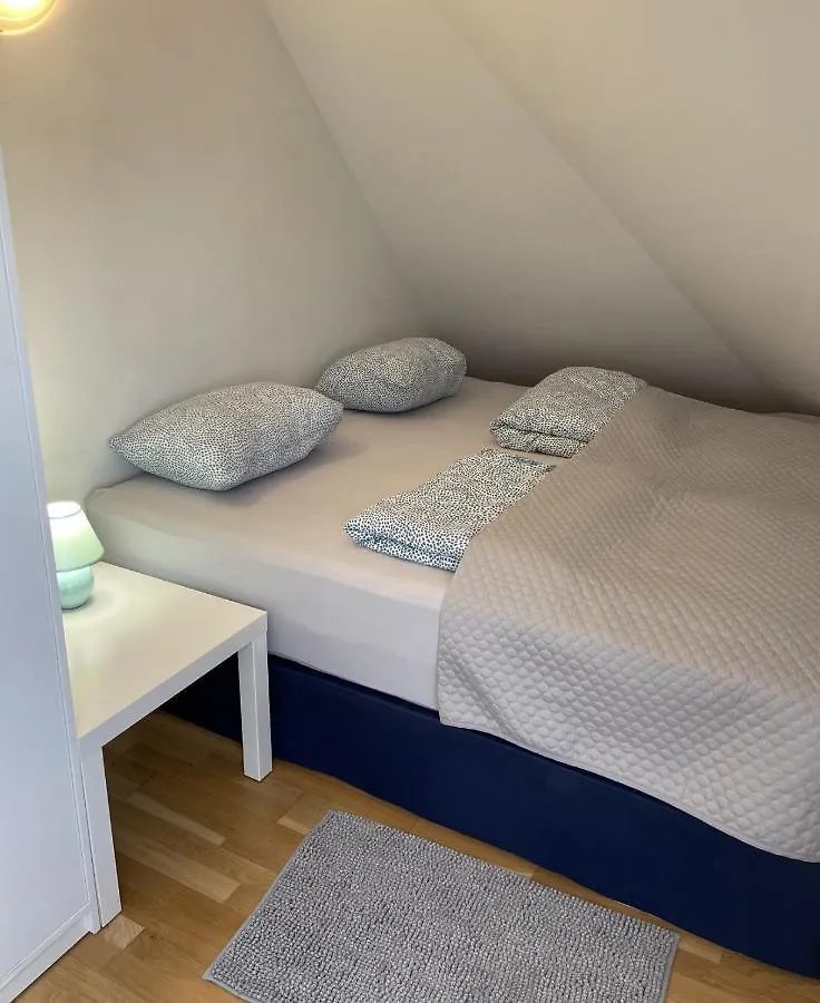 Eca Rooftop Live - Private Rooms & Serviced Apartments Bécs 0*,  Ausztria