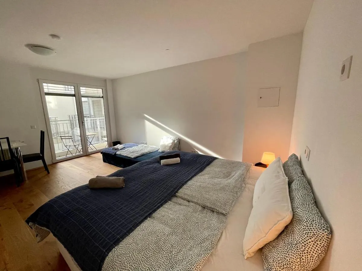 Homestay Eca Rooftop Live - Private Rooms & Serviced Apartments Vienna