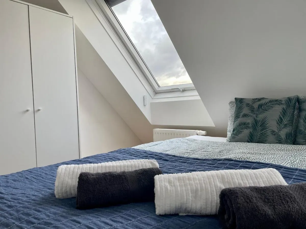 Eca Rooftop Live - Private Rooms & Serviced Apartments Vienna 0*,  Austria